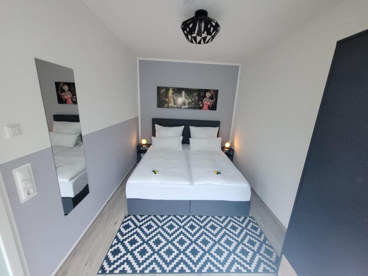 Ferienwohnung Holzland バート・クロスターラウスニッツ エクステリア 写真